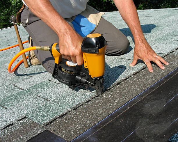 Quick and Trustworthy Emergency Roof Repair Services in New Holstein, WI